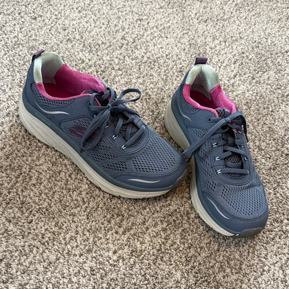 Skechers Navy and Pink Sneakers